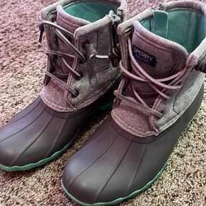 Sperry duck boots